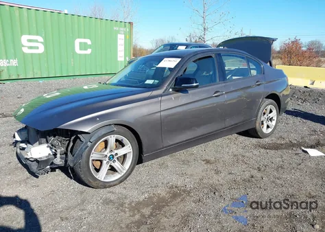 2013 BMW 328I xDrive z USA, uszkodzony, nr VIN WBA3B3C57DF540722